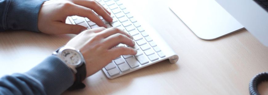 ordinateur-clavier-teletravail